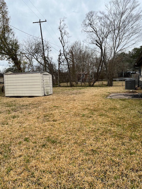 Building Photo - 1008 Frances Dr