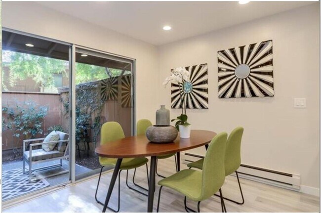 Building Photo - 1-Bedroom Unit with Parking in Mountain Vi...