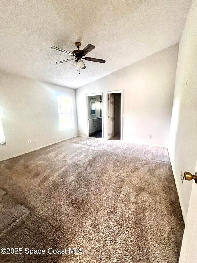 Building Photo - 2918 Pebble Creek St