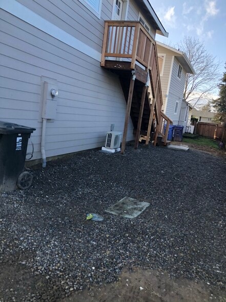 Building Photo - 7411 S Park Ave