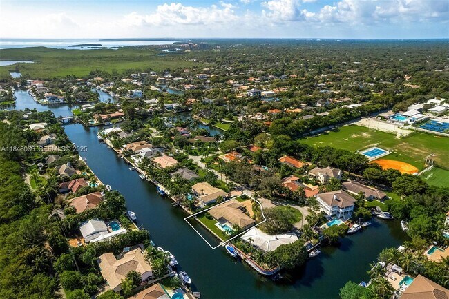 Building Photo - 12511 Ramiro St