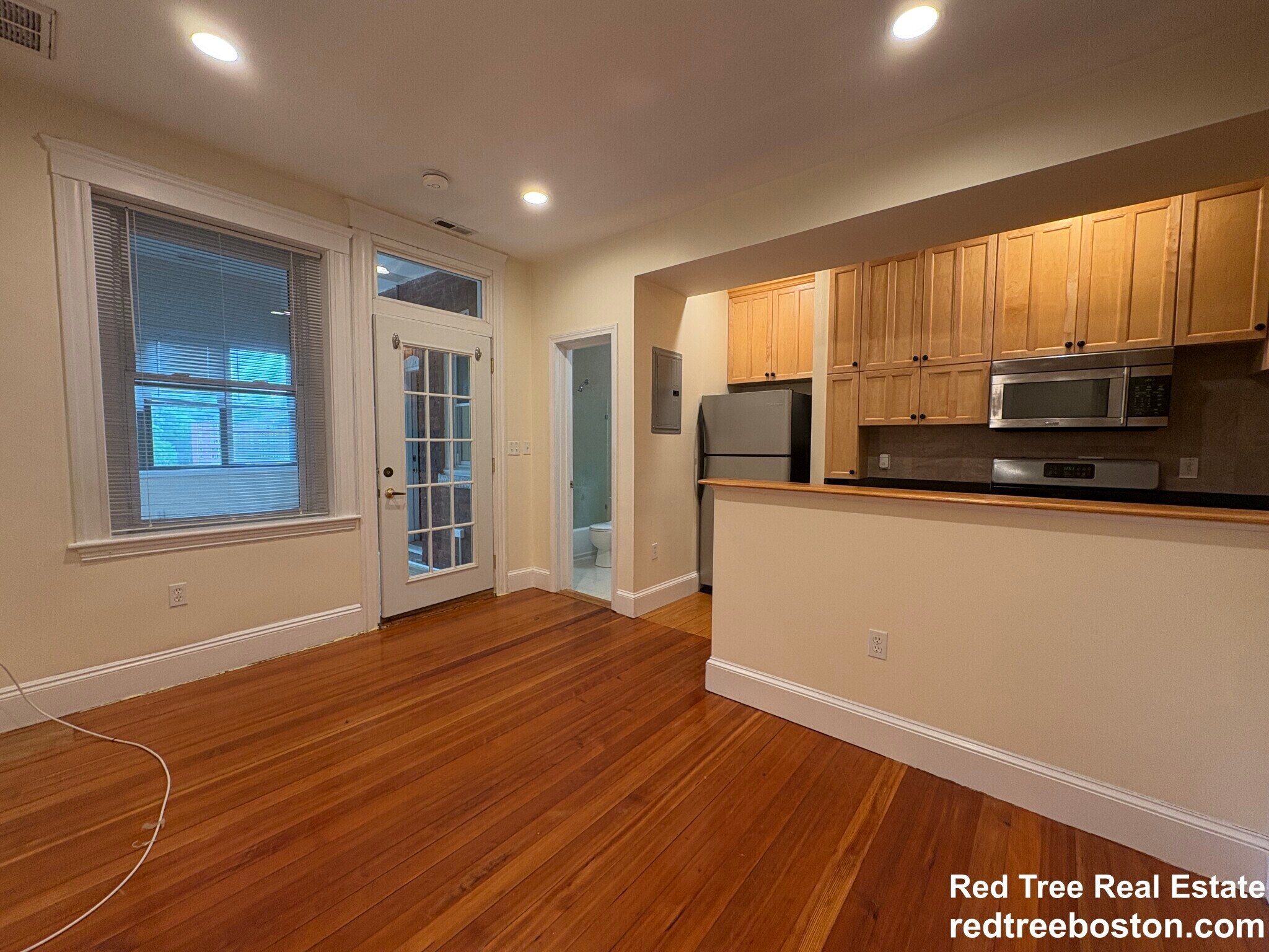 Building Photo - 191 Winthrop Rd