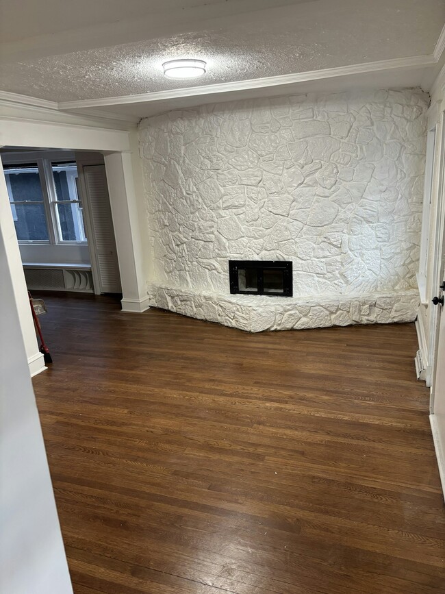 Building Photo - 4119 S Benton Ave