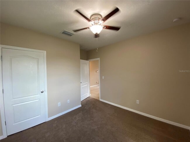 Building Photo - 2720 NE 46th Ave