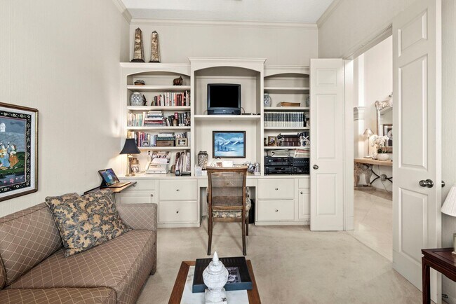 Building Photo - 4513 Country Club View