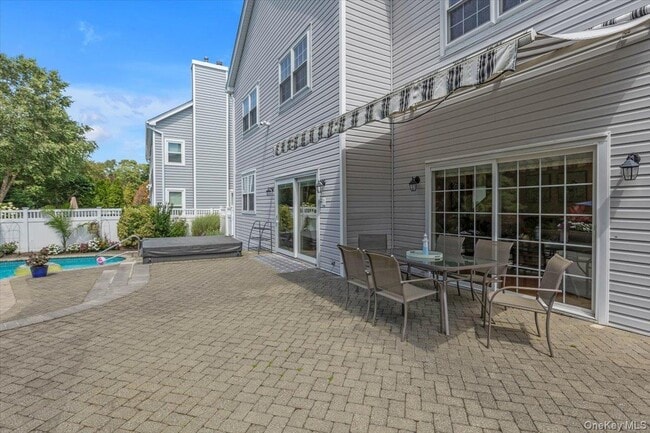 Building Photo - 35 Auden Ave