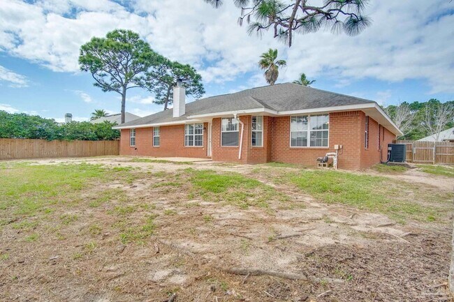 Building Photo - 5029 Lantana Dr