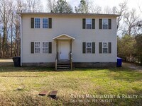 Building Photo - 106 Daphine Dr