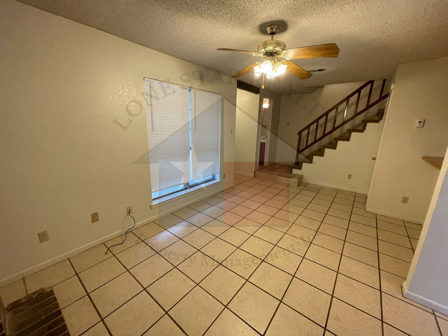 Building Photo - 3001 Lake Rd