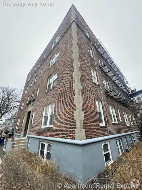 Building Photo - 5 Haskell St