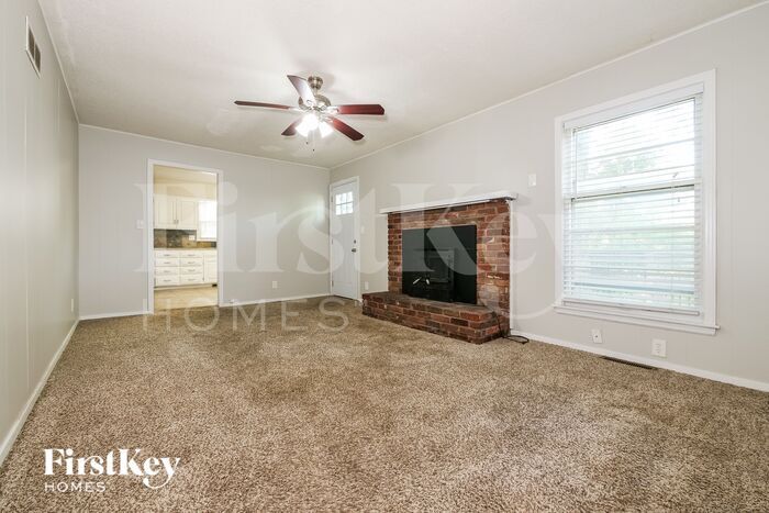 Building Photo - 3908 S Summit Ridge Dr
