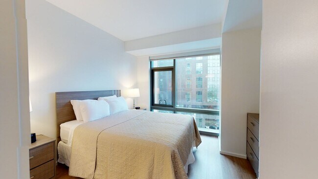 Building Photo - 345 Harrison Ave