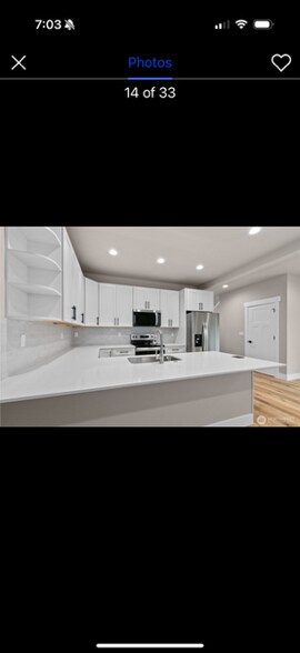 Building Photo - 2201 Dejong Dr