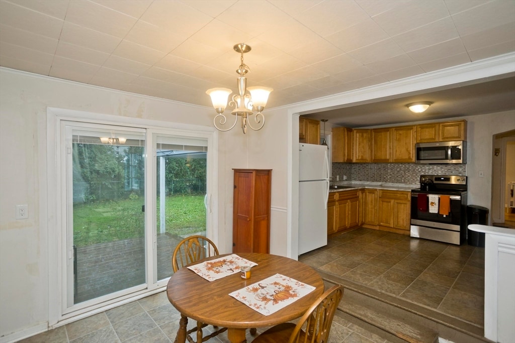 Building Photo - 30 Yale St