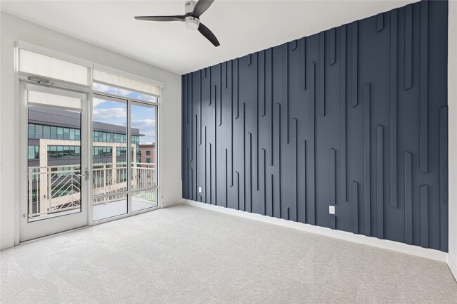 Building Photo - 255 Assay St