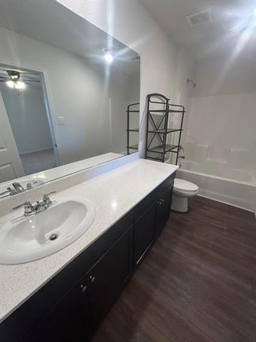 Building Photo - 758 Mulberry Dr