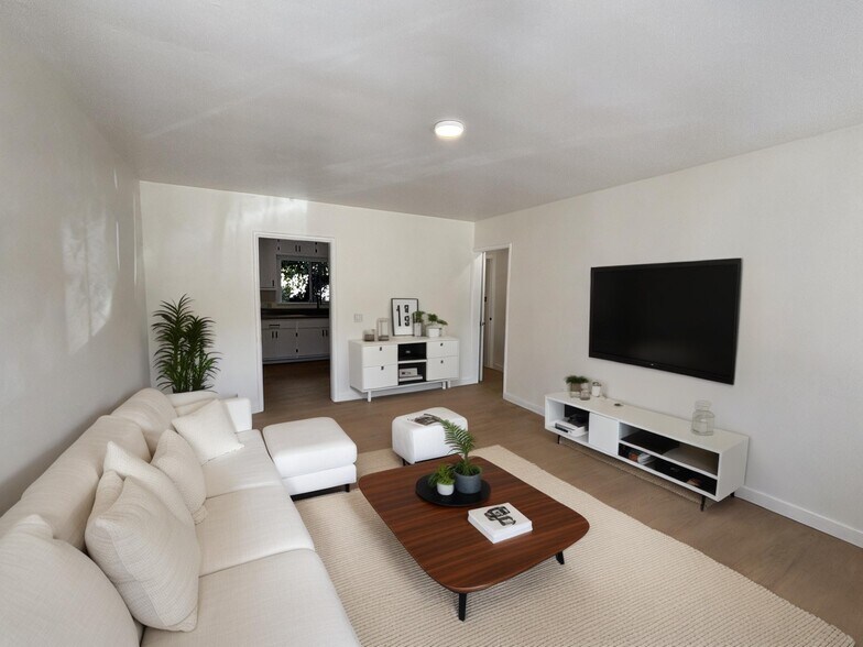 Primary Photo - 6817-6819 N Figueroa St