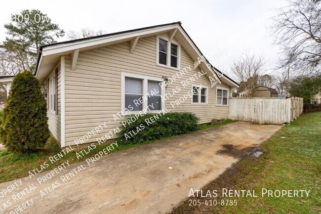 Building Photo - 309 Owens St