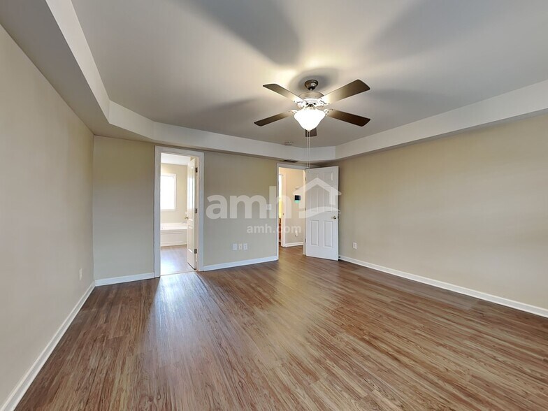 Building Photo - 1849 Denise Ln