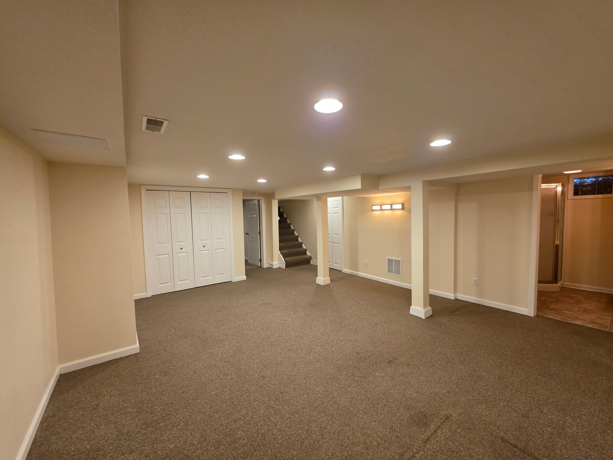 Building Photo - 4509 Wakonda Pky