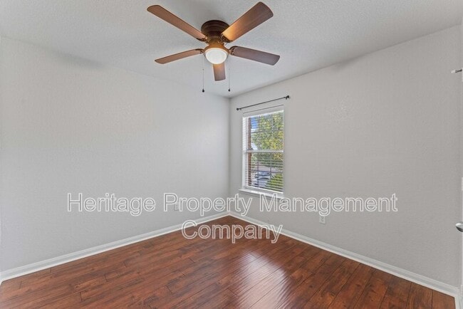 Building Photo - 10926 Acorn Canyon