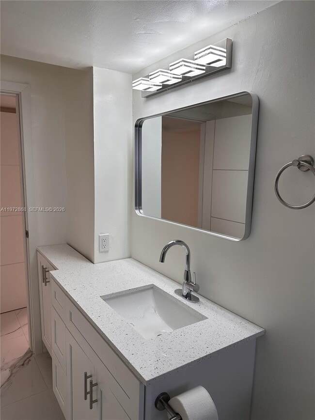 Building Photo - 6591 SW 46th St