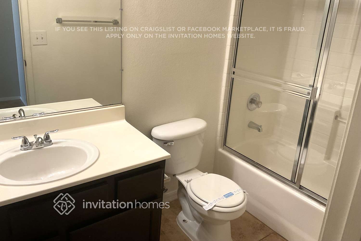 Building Photo - 8036 Radigan Ave