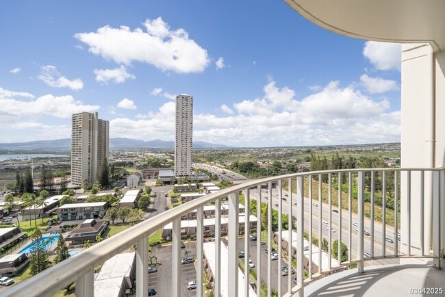 Building Photo - $3,000 / 2br - 731ft2 - 2 BED 2 BATH CONDO IN PEARLRIDGE G&T