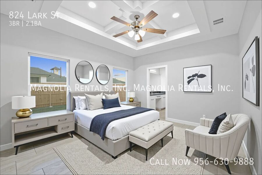 Building Photo - 824 Lark St