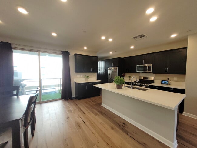 Building Photo - 16755 Coyote Bush Dr