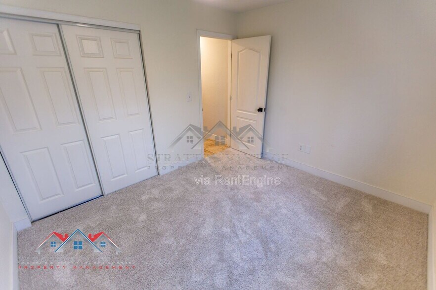 Building Photo - 721 S Williams Pl