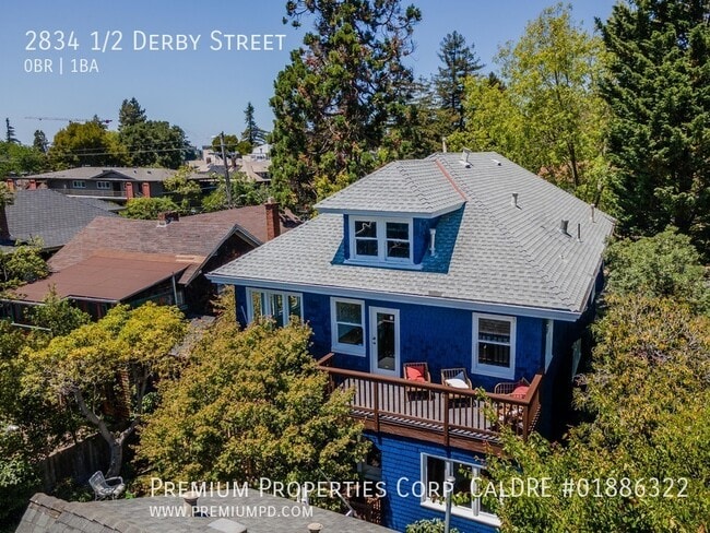 Building Photo - 2834 1/2 Derby Street-