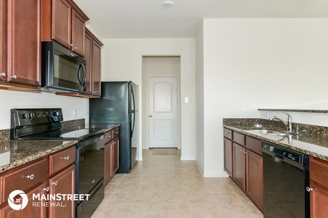 Building Photo - 27053 Leonardo Dr
