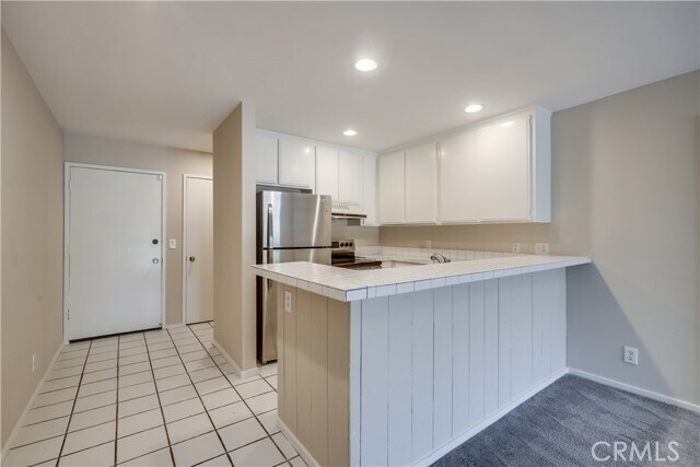 Building Photo - 23521 Ave La Caza