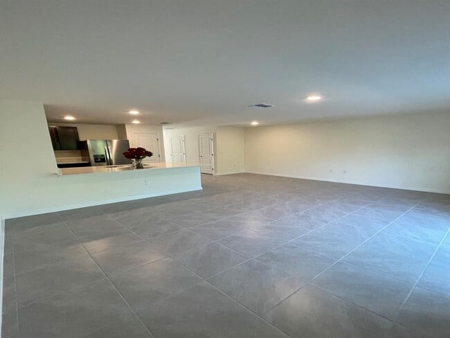 Building Photo - 6579 SW 81st Lp