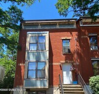 Building Photo - 18 1/2 Voorhees St