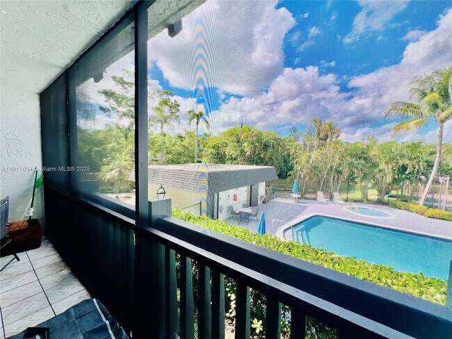 Building Photo - 1021 Mockingbird Ln