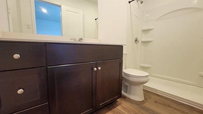 Building Photo - 192 Gabbro Gdns