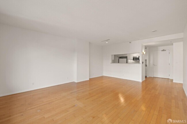 Building Photo - 300 3rd St
