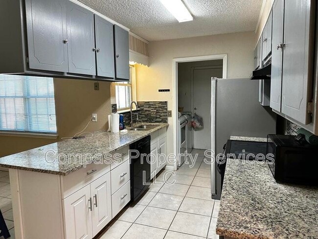 Building Photo - 8507 Bosque Blvd