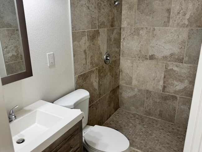 Building Photo - 2241 N Carroll St