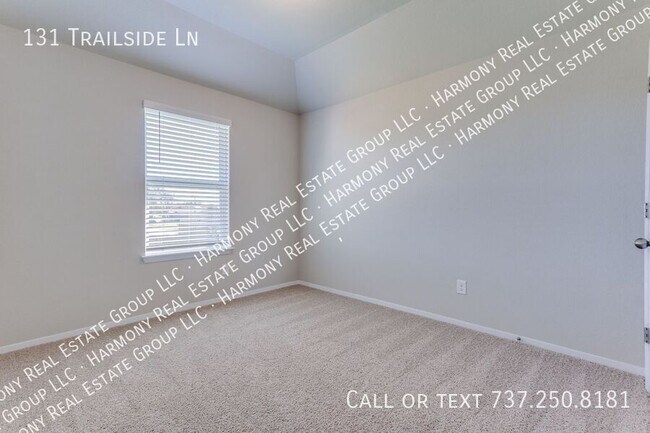 Building Photo - 131 Trailside Ln