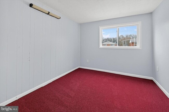 Building Photo - 3505 N St SE