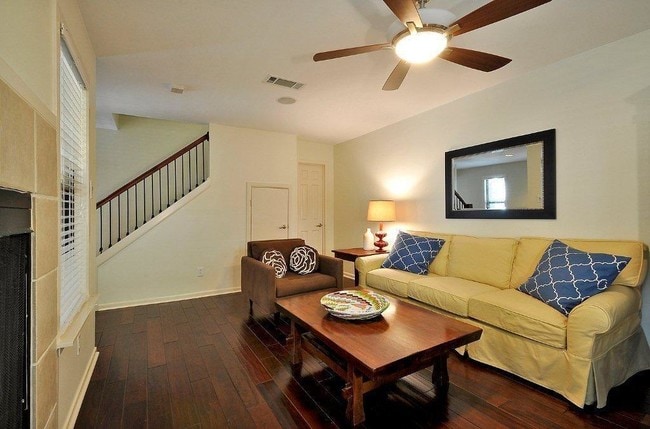 Building Photo - 735 Patterson Ave