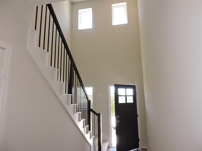 Building Photo - 7219 Cherrybark Oak Dr