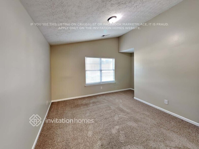 Building Photo - 131 Oak Grove Pl