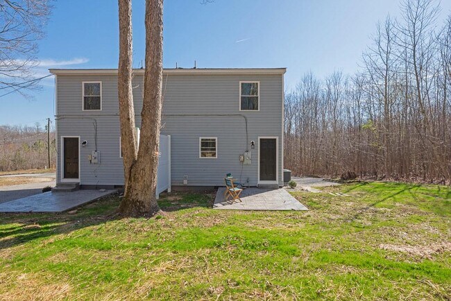 Building Photo - 2241 Mountain View Rd