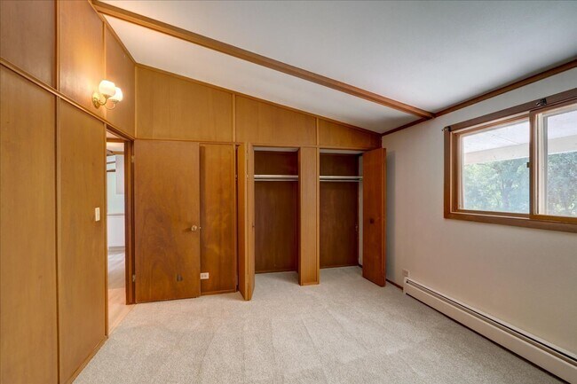 Building Photo - 6404 Maywood Ave