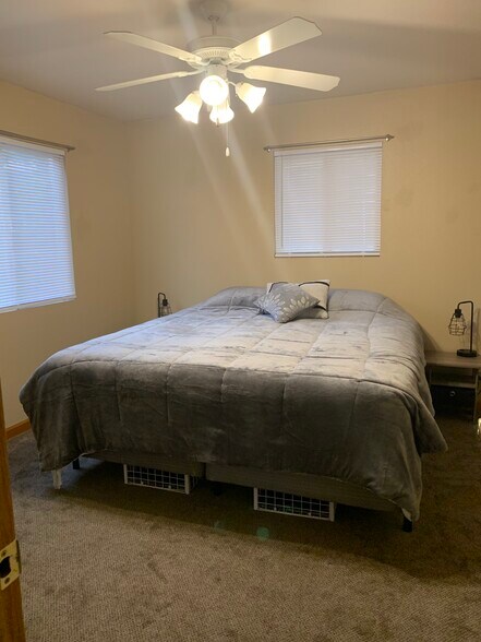 Building Photo - 2373 44th Avenue Ct
