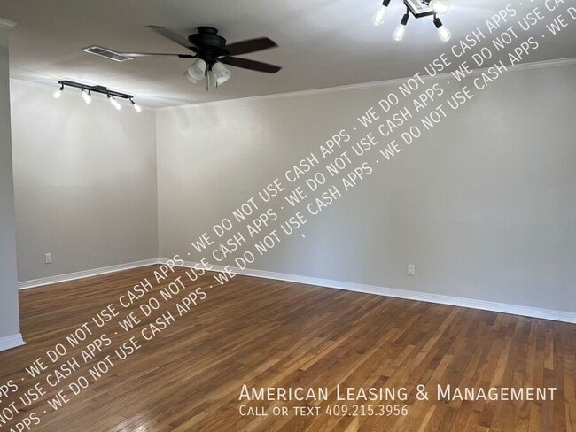 Building Photo - 695 Peyton-